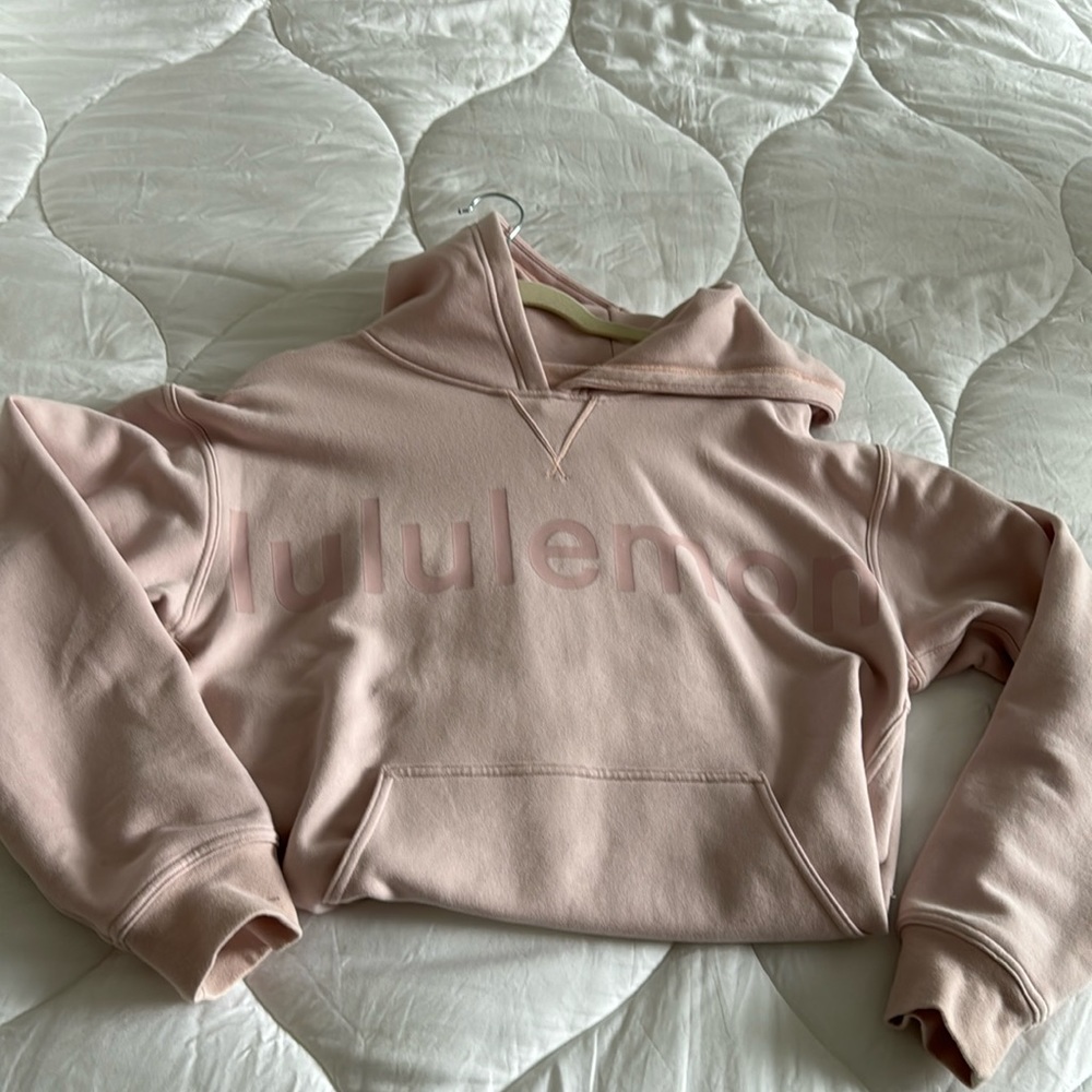 NWOT Lululemon Hoodie